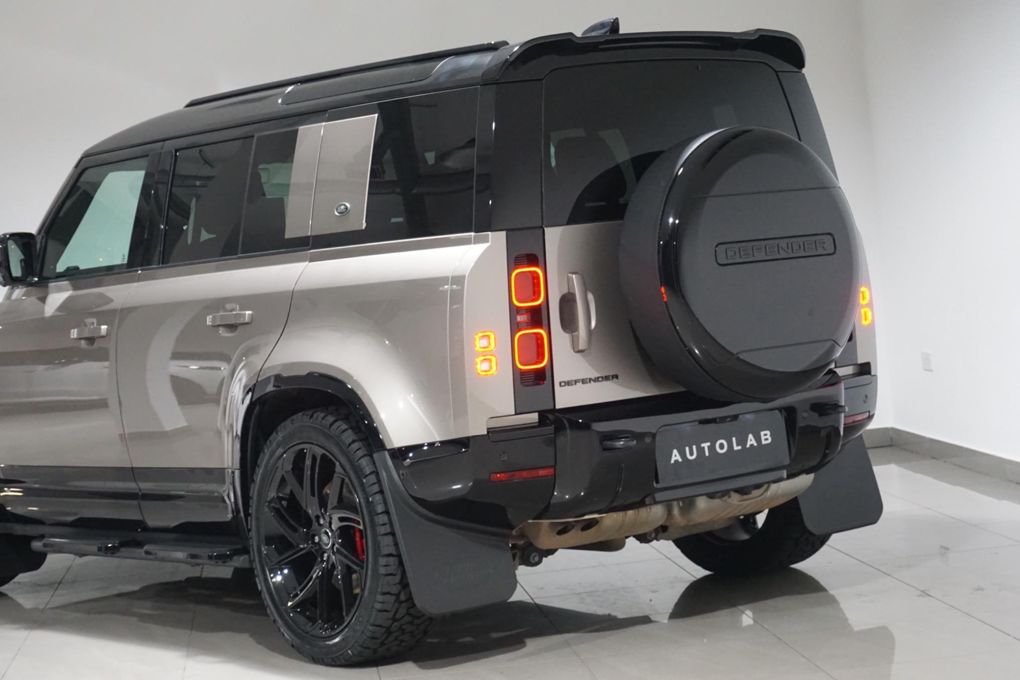 Land Rover Defender 110 3.0 D250 MHEV X-Dynamic HSE Auto 4WD Euro 6 (s/s) 5dr